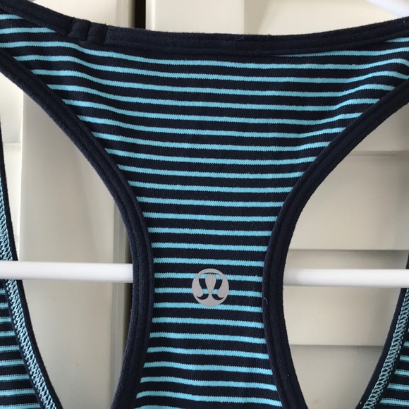 Lululemon athletica tank top blue stripes - Picture 3 of 5